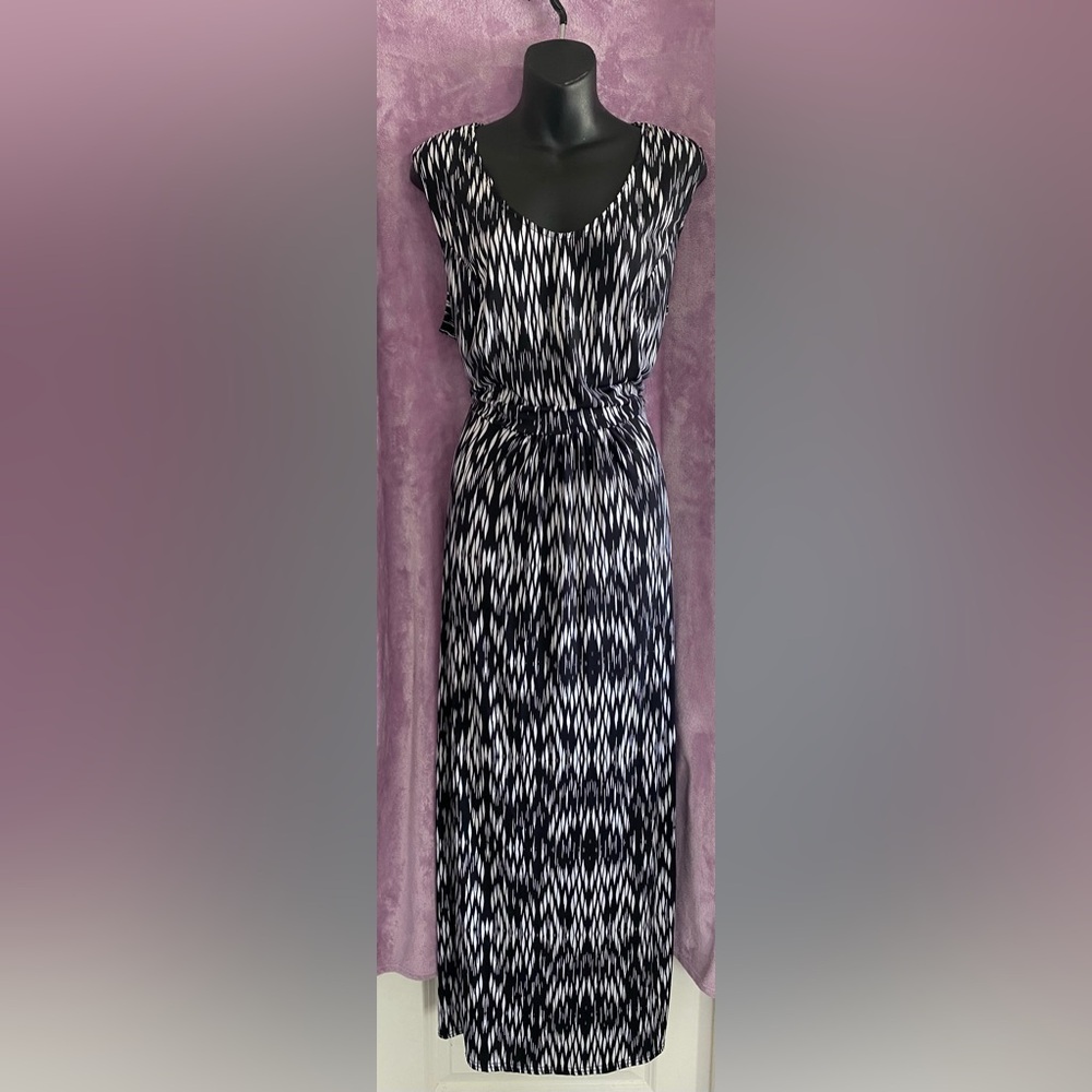 Sleeveless Maxi Dress